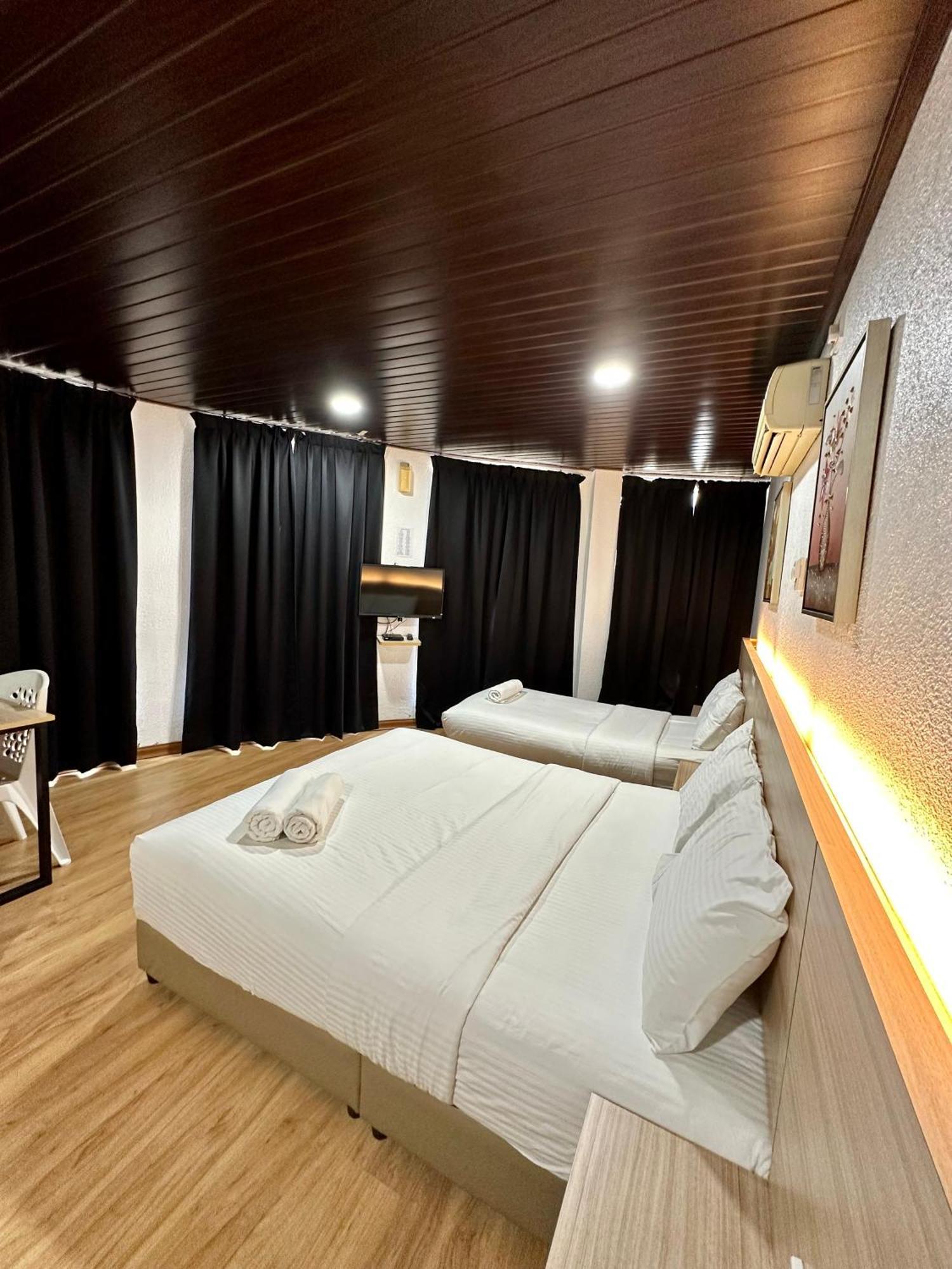 Kangar Hotel Sdn Bhd Bagian luar foto