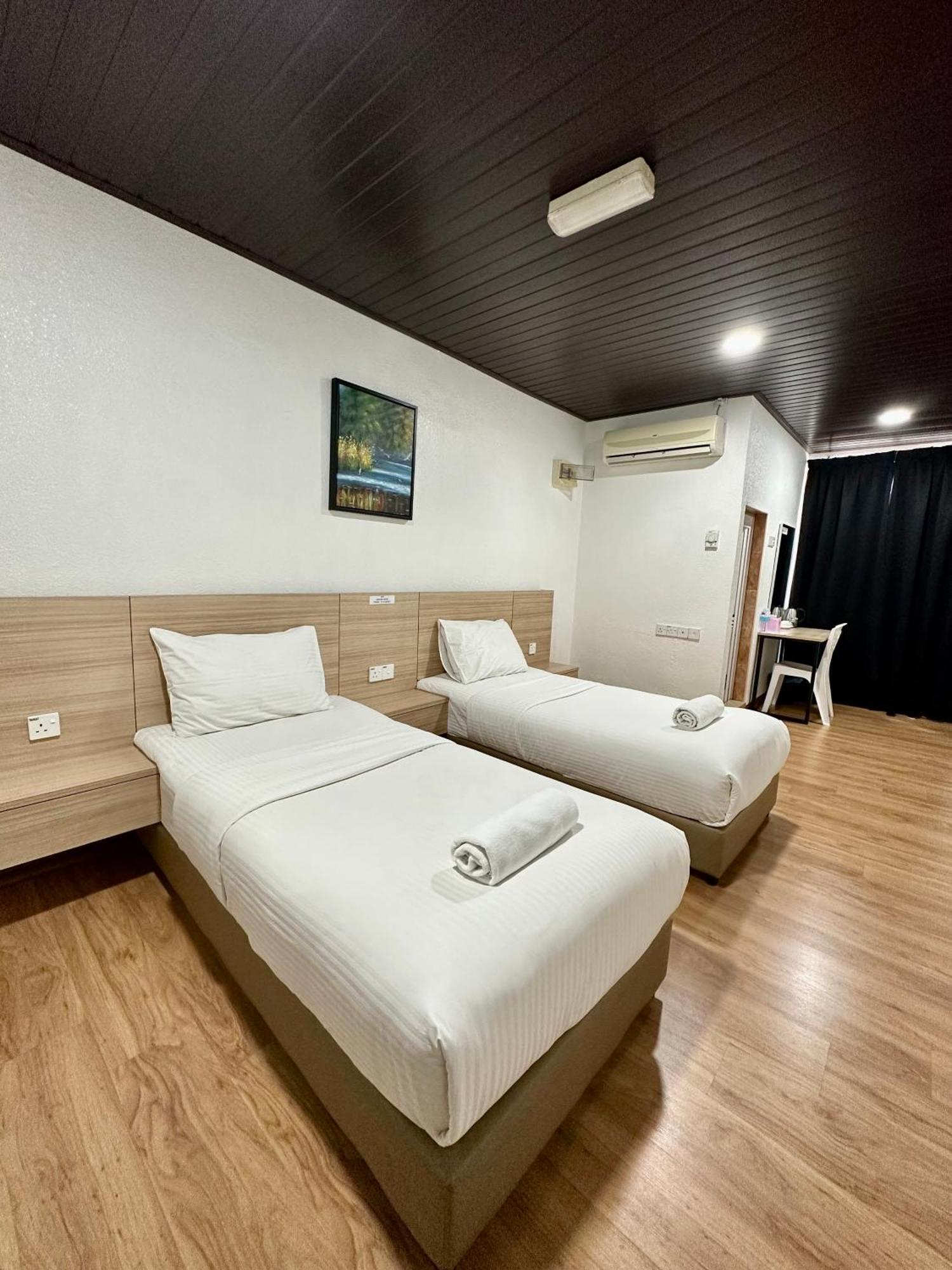 Kangar Hotel Sdn Bhd Bagian luar foto