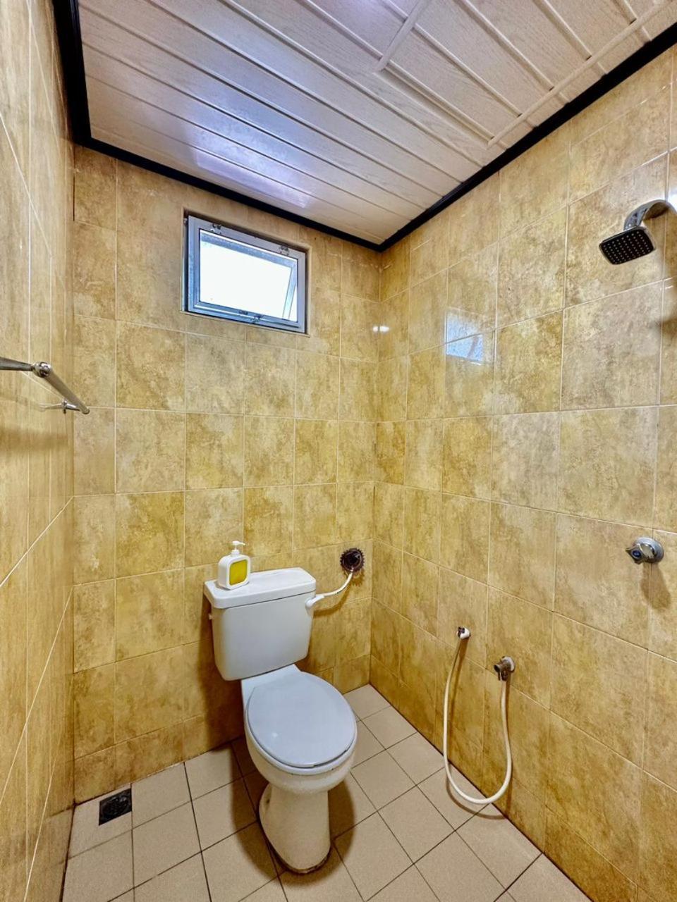 Kangar Hotel Sdn Bhd Bagian luar foto